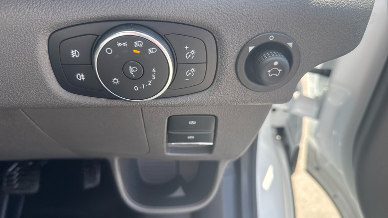 Ford Transit E-350 L3 Rwd 135kW 68kWh H2 Trend Van Auto